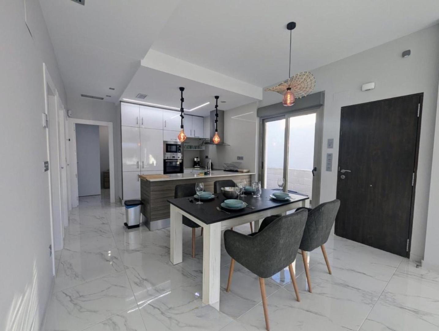 Fee4Me Villa, Pool, Roofterrace & Relax 阿利坎特 外观 照片